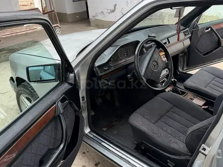 Mercedes-Benz E 230 1993 года за 1 000 000 тг. в Шымкент – фото 10