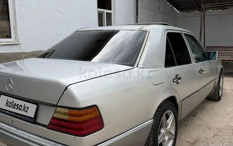 Mercedes-Benz E 230 1993 года за 1 000 000 тг. в Шымкент