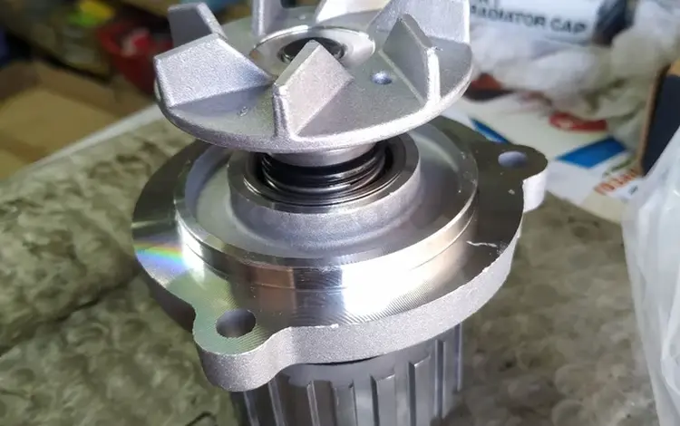 Помпа шанс 1.3 за 12 500 тг. в Алматы