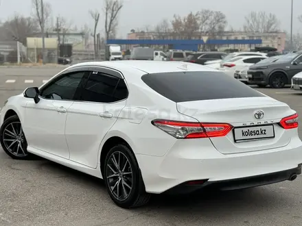 Toyota Camry 2021 года за 17 000 000 тг. в Алматы – фото 9