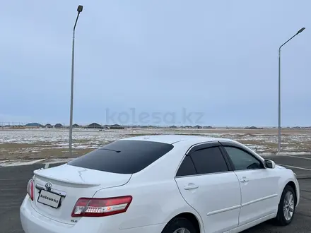 Toyota Camry 2011 года за 5 500 000 тг. в Кульсары – фото 5