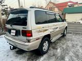 Mazda MPV 1997 годаfor2 100 000 тг. в Алматы