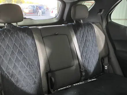 Chevrolet Equinox 2018 года за 6 980 000 тг. в Павлодар – фото 17