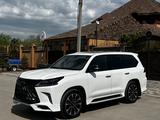 Lexus LX 570 2016 года за 41 000 000 тг. в Актобе – фото 2