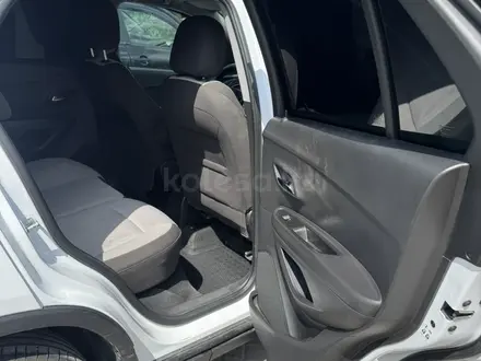 Chevrolet Tracker 2020 года за 6 300 000 тг. в Алматы – фото 11