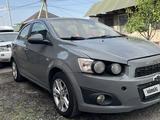 Chevrolet Aveo 2013 года за 2 588 700 тг. в Алматы – фото 4