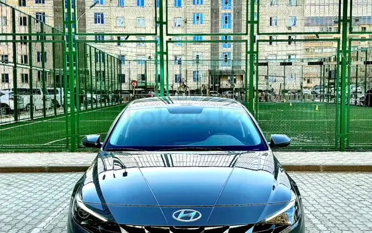 Hyundai Elantra 2022 года за 10 700 000 тг. в Актау