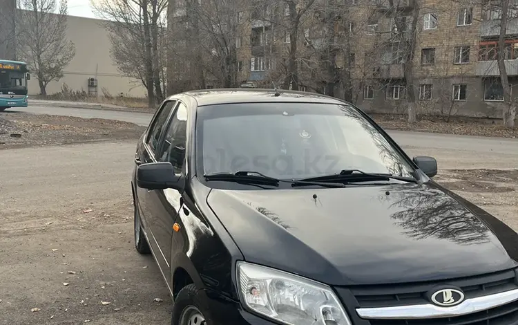 ВАЗ (Lada) Granta 2190 2013 года за 2 500 000 тг. в Караганда