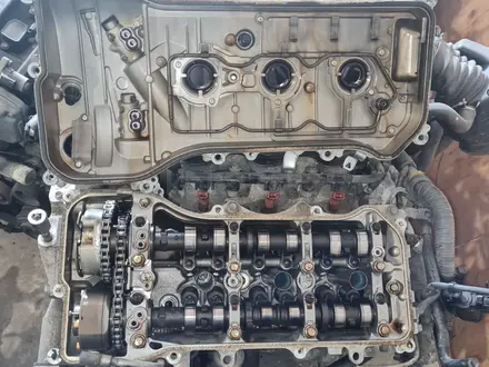 Двигатель 2GR-FE 3.5L на Toyota Camry за 800 000 тг. в Атырау – фото 4