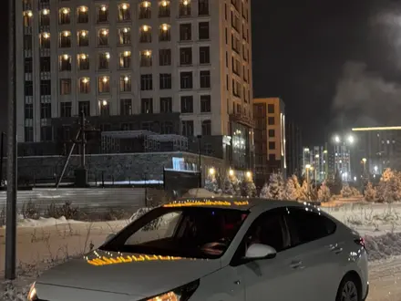 Hyundai Accent 2022 года за 7 500 000 тг. в Семей – фото 3