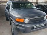 Toyota FJ Cruiser 2007 годаүшін13 200 000 тг. в Алматы – фото 2