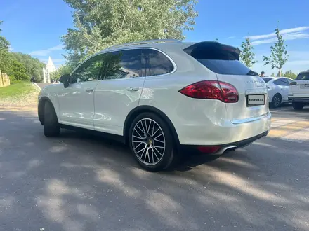 Porsche Cayenne 2014 года за 17 000 000 тг. в Астана – фото 12