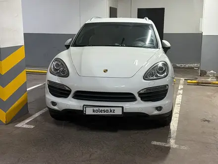 Porsche Cayenne 2014 года за 17 000 000 тг. в Астана