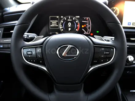 Lexus ES 250 F Sport Design 2025 года за 31 203 900 тг. в Шымкент – фото 13