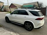 Mercedes-Benz GLE 450 2021 года за 43 000 000 тг. в Шымкент – фото 3