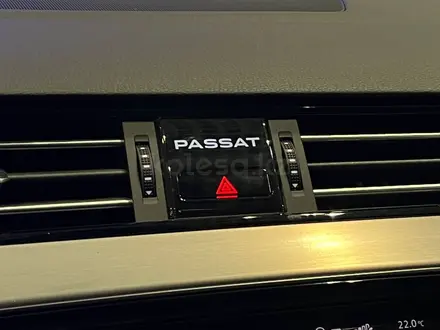 Volkswagen Passat Exclusive 1.4 TSI 2022 годаүшін15 090 000 тг. в Алматы – фото 17