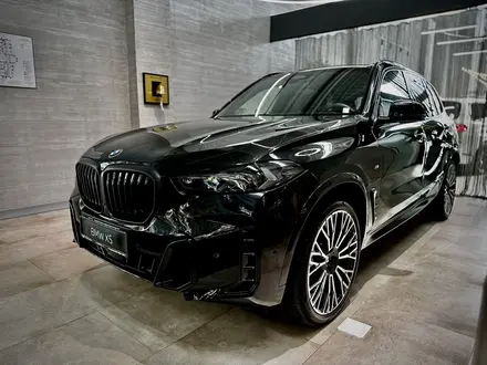 BMW X5 2025 года за 70 777 777 тг. в Алматы – фото 2