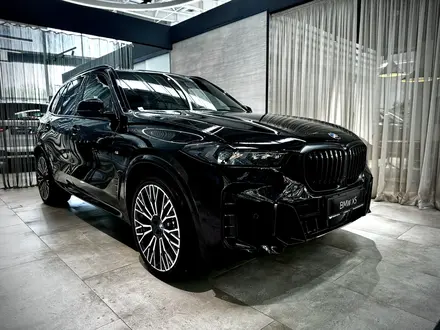 BMW X5 2025 года за 70 777 777 тг. в Алматы