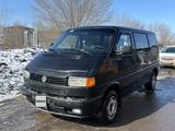 Volkswagen Multivan 1995 года за 3 700 000 тг. в Астана – фото 2