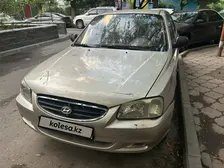 Hyundai Accent, 2004