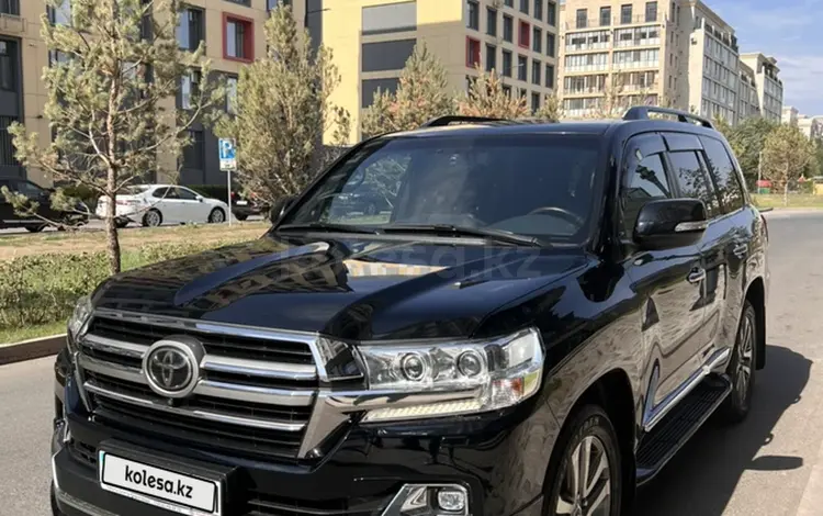 Toyota Land Cruiser 2019 года за 43 500 000 тг. в Астана