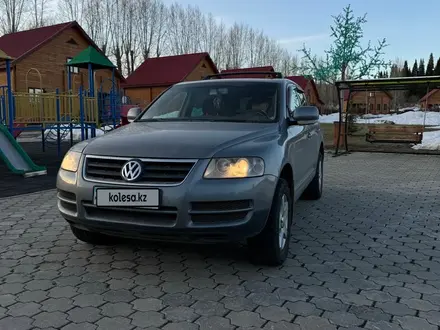 Volkswagen Touareg 2005 года за 4 800 000 тг. в Усть-Каменогорск – фото 5