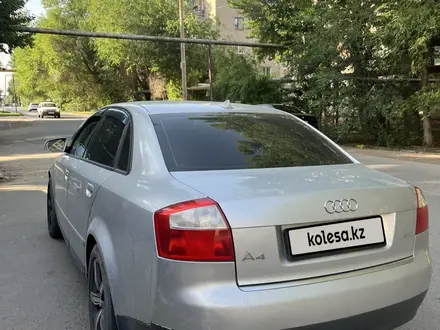 Audi A4 2003 года за 2 500 000 тг. в Уральск – фото 4