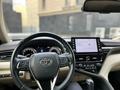 Toyota Camry 2023 годаүшін18 500 000 тг. в Атырау – фото 12