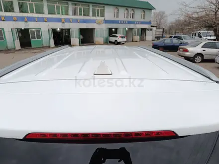 Kia Sedona 2017 года за 10 000 000 тг. в Алматы – фото 10
