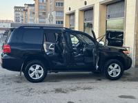 Toyota Land Cruiser 2013 года за 23 000 000 тг. в Актау