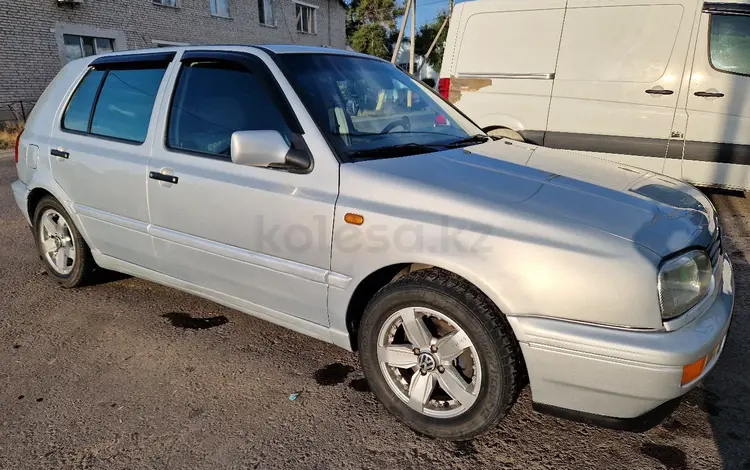 Volkswagen Golf 1995 годаfor2 200 000 тг. в Шу