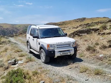 Land Rover Discovery 2007 года за 9 500 000 тг. в Астана – фото 12