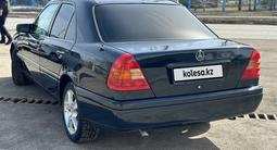 Mercedes-Benz C 180 1994 года за 2 100 000 тг. в Кокшетау – фото 4