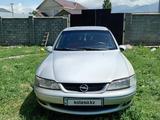 Opel Vectra 1998 годаүшін1 400 000 тг. в Алматы