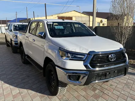 Toyota Hilux 2022 года за 23 000 000 тг. в Актау