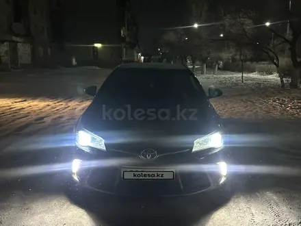 Toyota Camry 2014 года за 10 000 000 тг. в Жезказган