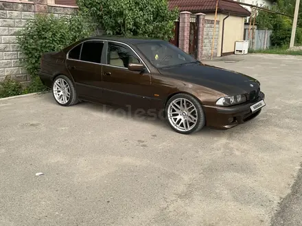 BMW 530 2000 года за 6 000 000 тг. в Алматы