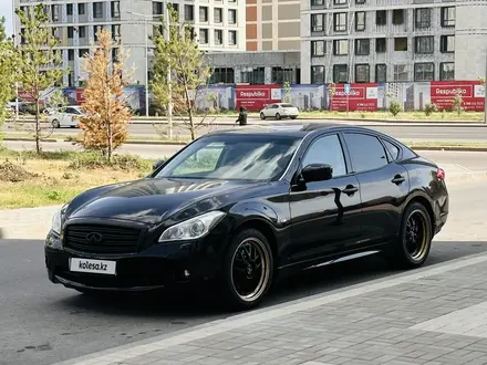 Infiniti M25 2011 года за 7 500 000 тг. в Астана – фото 2