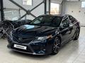 Toyota Camry 2019 годаүшін14 000 000 тг. в Уральск – фото 2