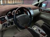 Toyota Ipsum 2004 года за 4 000 000 тг. в Атырау – фото 2