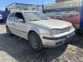 Volkswagen Golf 2000 годаfor775 500 тг. в Актобе