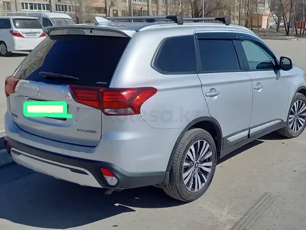 Mitsubishi Outlander 2019 года за 12 900 000 тг. в Усть-Каменогорск – фото 6