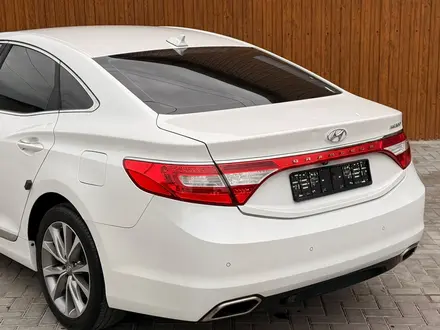 Hyundai Grandeur 2015 года за 9 300 000 тг. в Алматы – фото 11