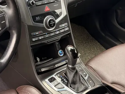 Hyundai Grandeur 2015 года за 9 300 000 тг. в Алматы – фото 19