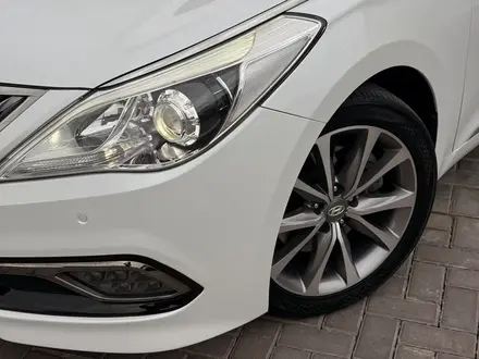 Hyundai Grandeur 2015 года за 9 300 000 тг. в Алматы – фото 5