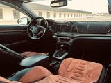 Hyundai Elantra 2017 года за 6 490 000 тг. в Шымкент – фото 5