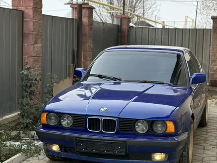BMW 525 1990 года за 2 150 000 тг. в Алматы