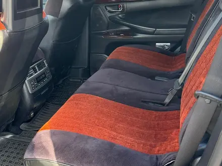 Lexus LX 570 2012 года за 23 000 000 тг. в Астана – фото 4