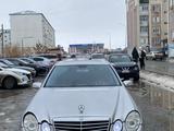 Mercedes-Benz E 320 2002 года за 3 915 000 тг. в Атырау – фото 3