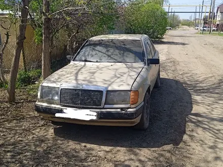 Mercedes-Benz E 230 1989 года за 800 000 тг. в Уральск